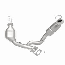 Load image into Gallery viewer, MagnaFlow Exhaust Products 51466 OEM Grade Direct-Fit Catalytic Converter for Select Ford Taurus, Mercury Sable