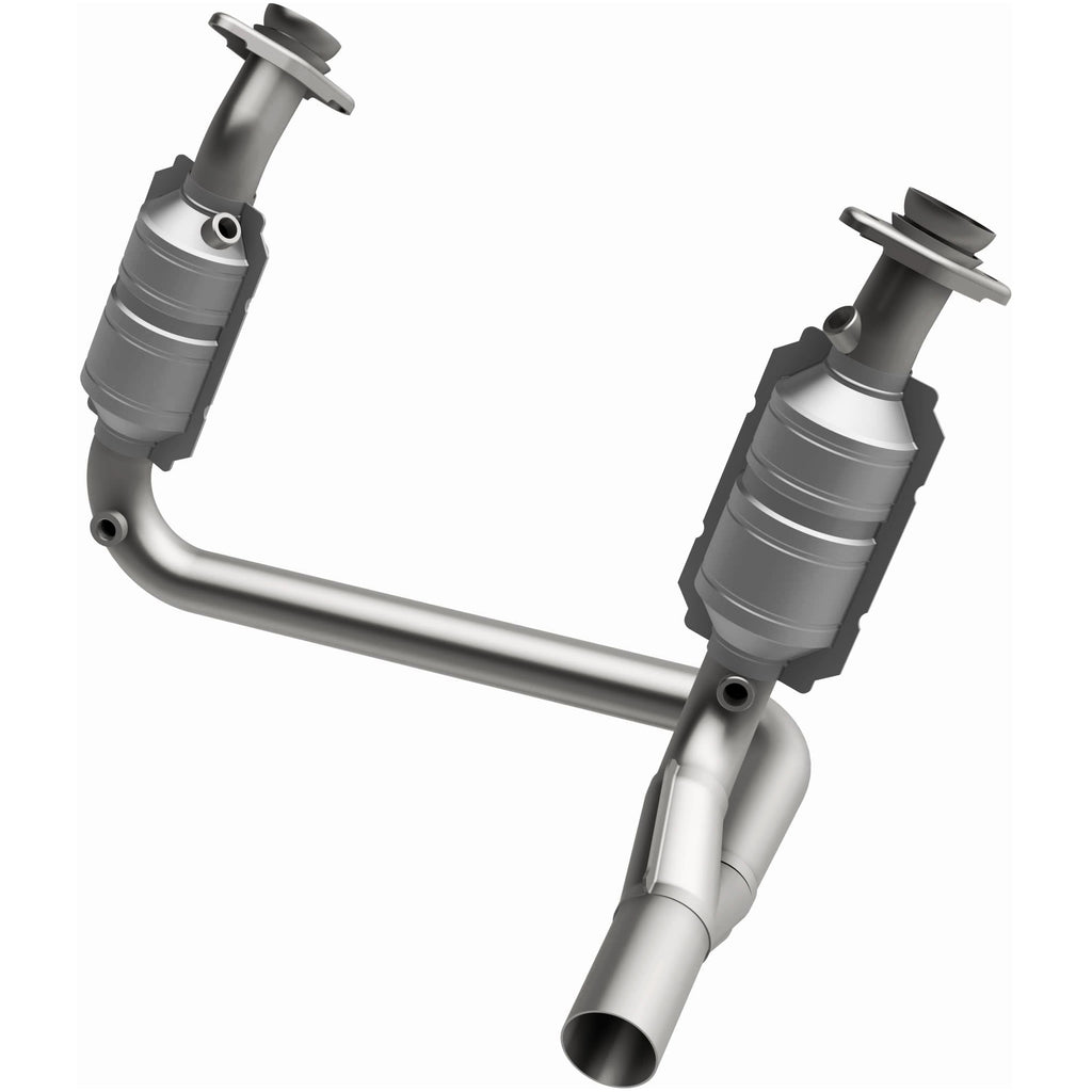 MagnaFlow Exhaust Products 51770 OEM Grade Direct-Fit Catalytic Converter for Select Dodge Durango