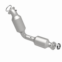 Load image into Gallery viewer, MagnaFlow Exhaust Products 280755 OEM Grade Direct-Fit Catalytic Converter for Select Toyota Sequoia, Toyota Tundra