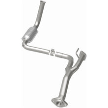 Load image into Gallery viewer, MagnaFlow Exhaust Products 93382 HM Grade Direct-Fit Catalytic Converter for Select Jeep Liberty