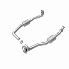 Load image into Gallery viewer, MagnaFlow Exhaust Products 51378 OEM Grade Direct-Fit Catalytic Converter for Select Ford E-150, Ford E-150 Club Wagon, Ford E-150 Econoline, Ford E-150 Econoline Club Wagon, Ford E-250, Ford E-250 Econoline, Ford E-350 Club Wagon, Ford E-350 Econoline
