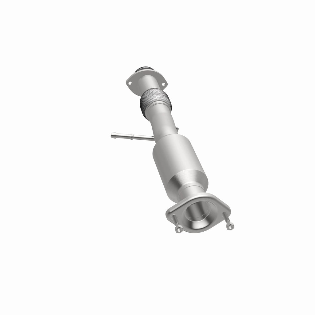 MagnaFlow Exhaust Products 280096 OEM Grade Direct-Fit Catalytic Converter for Select Toyota Highlander