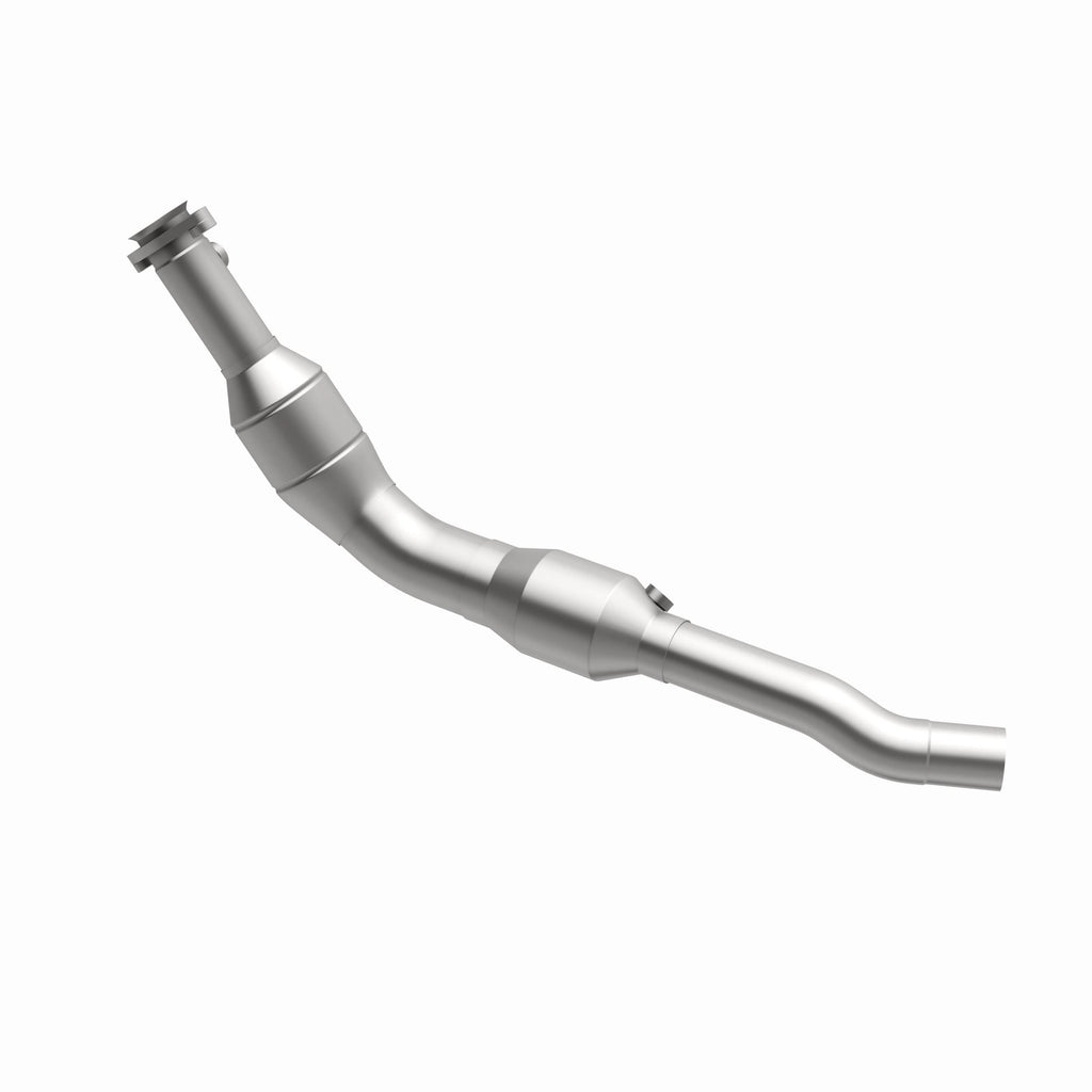 MagnaFlow Exhaust Products 93687 HM Grade Direct-Fit Catalytic Converter for Select Land Rover LR3, Land Rover Range Rover Sport