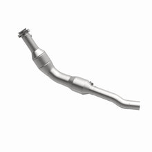 Load image into Gallery viewer, MagnaFlow Exhaust Products 93687 HM Grade Direct-Fit Catalytic Converter for Select Land Rover LR3, Land Rover Range Rover Sport