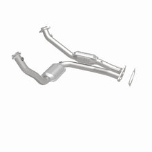 Load image into Gallery viewer, MagnaFlow Exhaust Products 51458 OEM Grade Direct-Fit Catalytic Converter for Select Ford Ranger, Mazda B3000