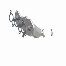 Load image into Gallery viewer, MagnaFlow Exhaust Products 52545 OEM Grade Manifold Catalytic Converter for Select Lexus RX350, Toyota Highlander, Toyota Sienna