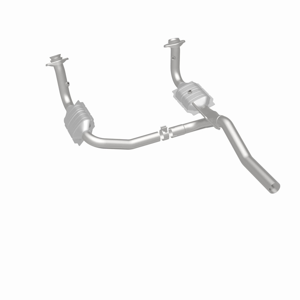 MagnaFlow Exhaust Products 49187 OEM Grade Direct-Fit Catalytic Converter for Select Dodge Nitro, Jeep Liberty