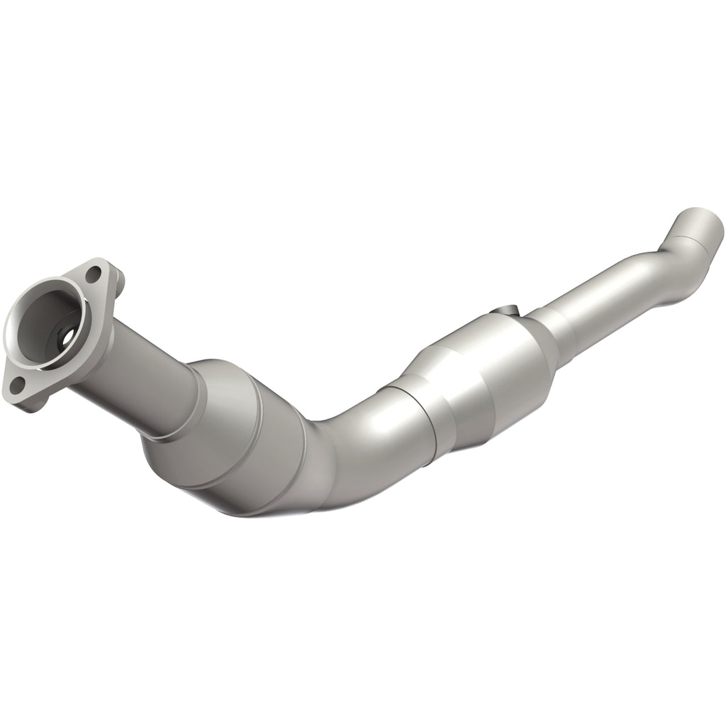 MagnaFlow Exhaust Products 49718 OEM Grade Direct-Fit Catalytic Converter for Select Land Rover LR3, Land Rover Range Rover Sport