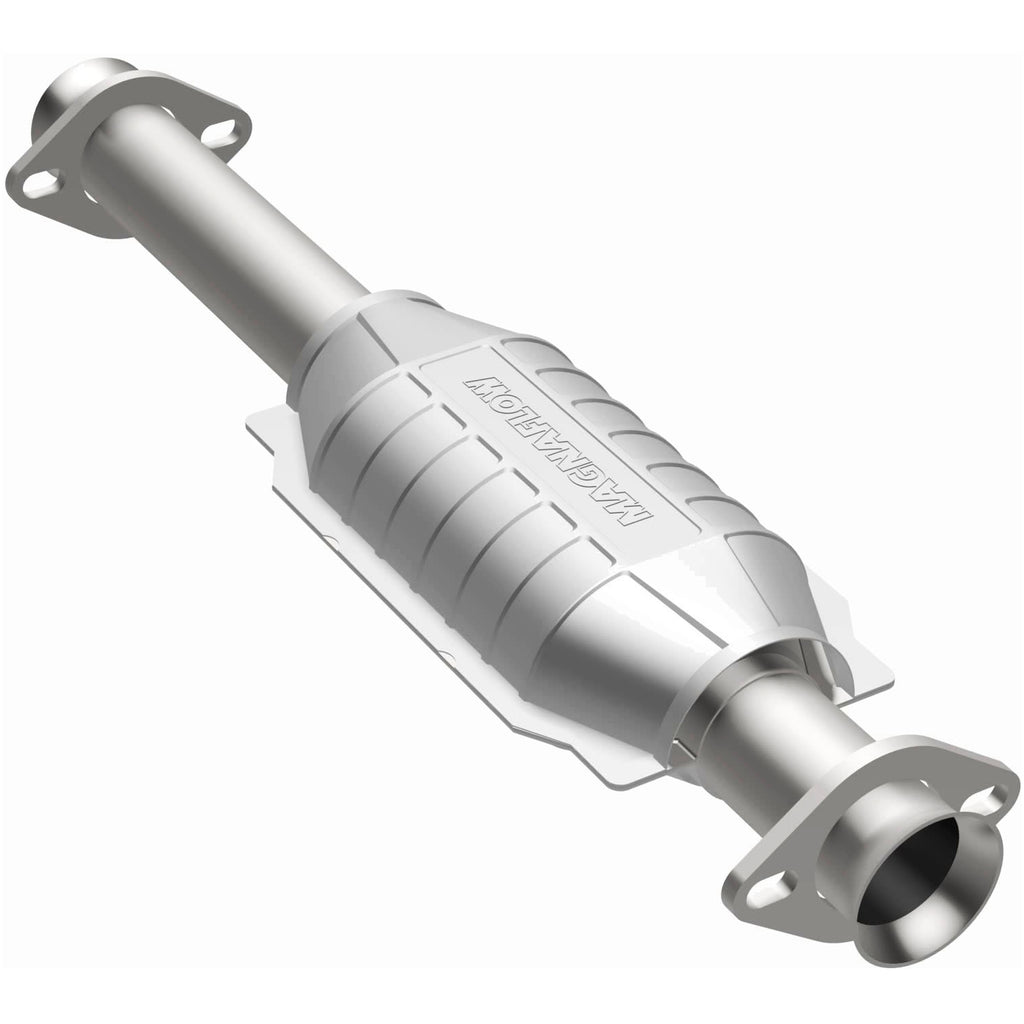MagnaFlow Exhaust Products 22831 Standard Grade Direct-Fit Catalytic Converter for Select Saab
