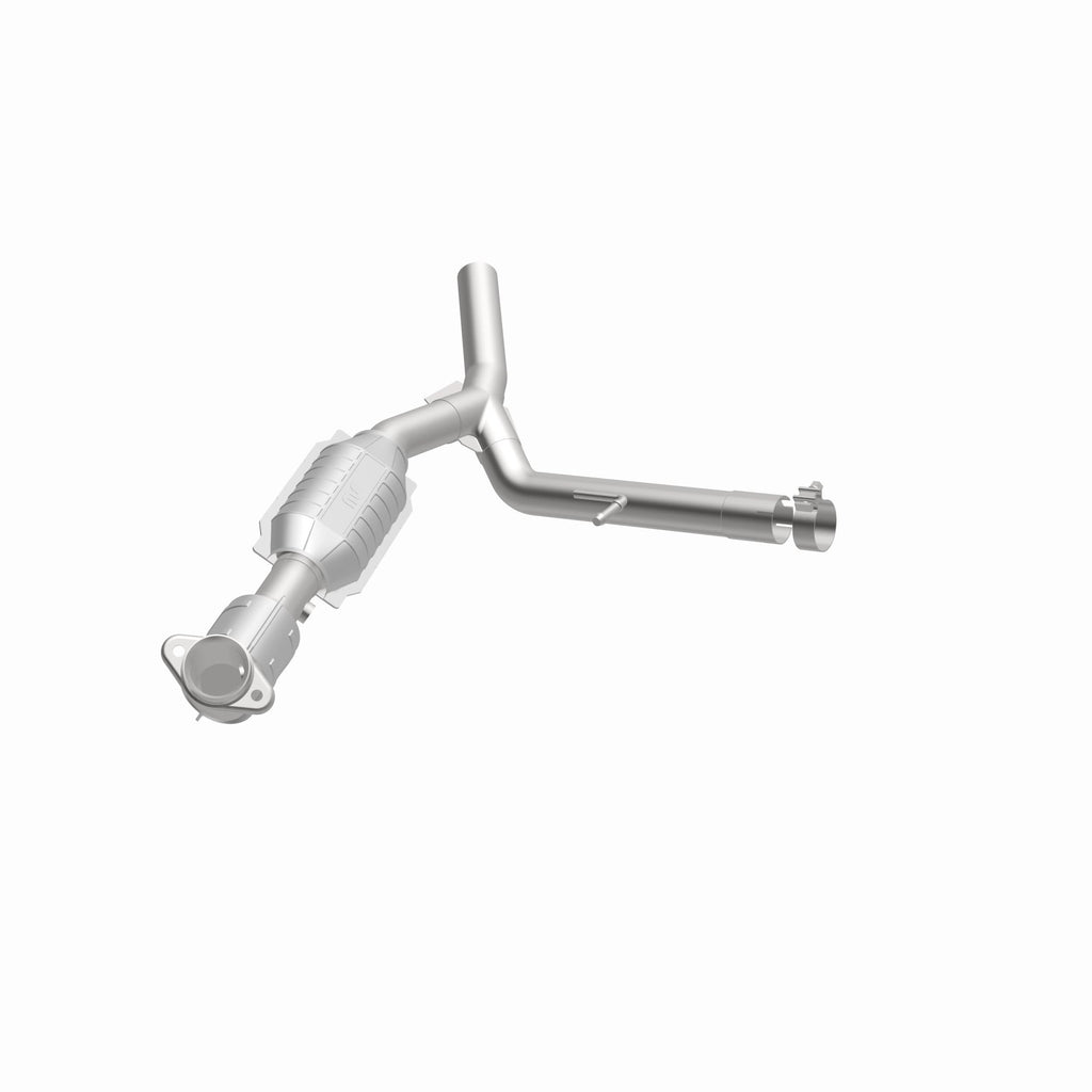 MagnaFlow Exhaust Products 49706 OEM Grade Direct-Fit Catalytic Converter for Select Ford F-150, Lincoln Mark LT