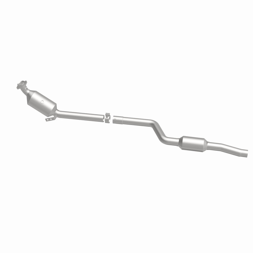MagnaFlow Exhaust Products 21-437 OEM Grade Direct-Fit Catalytic Converter for Select Mercedes-Benz C300, Mercedes-Benz C350, Mercedes-Benz E350