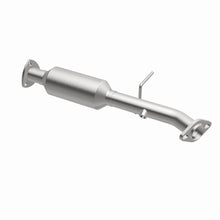 Load image into Gallery viewer, MagnaFlow Exhaust Products 3391669 California CARB Direct-Fit Catalytic Converter for Select Kia Sportage