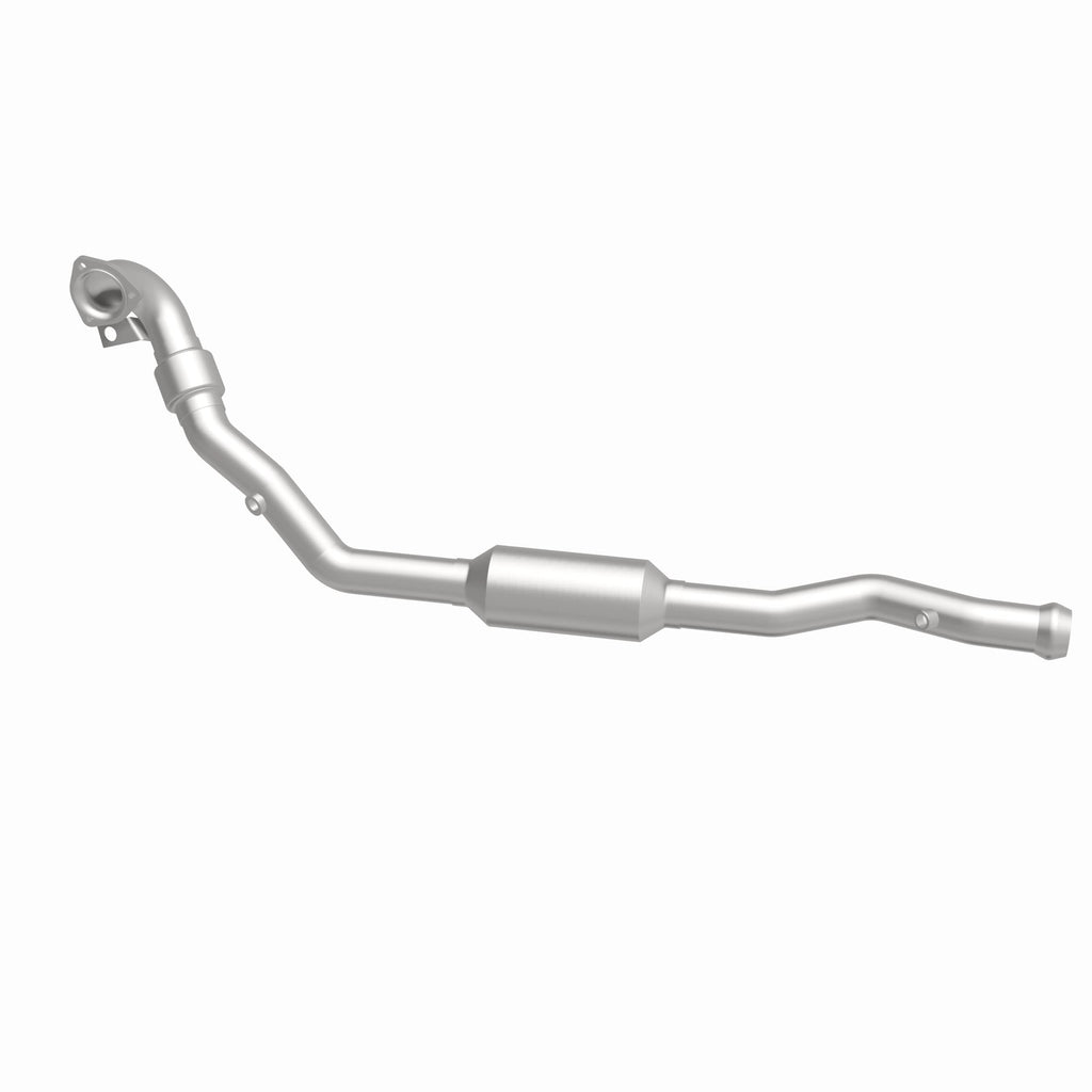 MagnaFlow Exhaust Products 4481281 California CARB Direct-Fit Catalytic Converter for Select Volvo 850