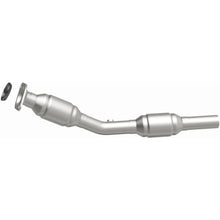 Load image into Gallery viewer, MagnaFlow Exhaust Products 49461 OEM Grade Direct-Fit Catalytic Converter for Select Pontiac Vibe, Toyota Corolla, Toyota Matrix