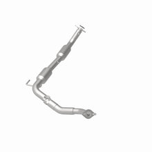 Load image into Gallery viewer, MagnaFlow Exhaust Products 5582571 California CARB Direct-Fit Catalytic Converter for Select Toyota Tundra