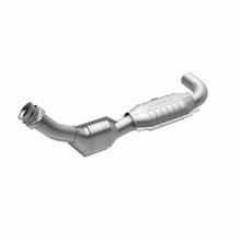 Load image into Gallery viewer, MagnaFlow Exhaust Products 458031 California CARB Direct-Fit Catalytic Converter for Select Ford F-150, Ford F-150 Heritage
