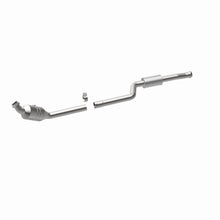 Load image into Gallery viewer, MagnaFlow Exhaust Products 5561916 California CARB Direct-Fit Catalytic Converter for Select Mercedes-Benz C300, Mercedes-Benz C350, Mercedes-Benz E350
