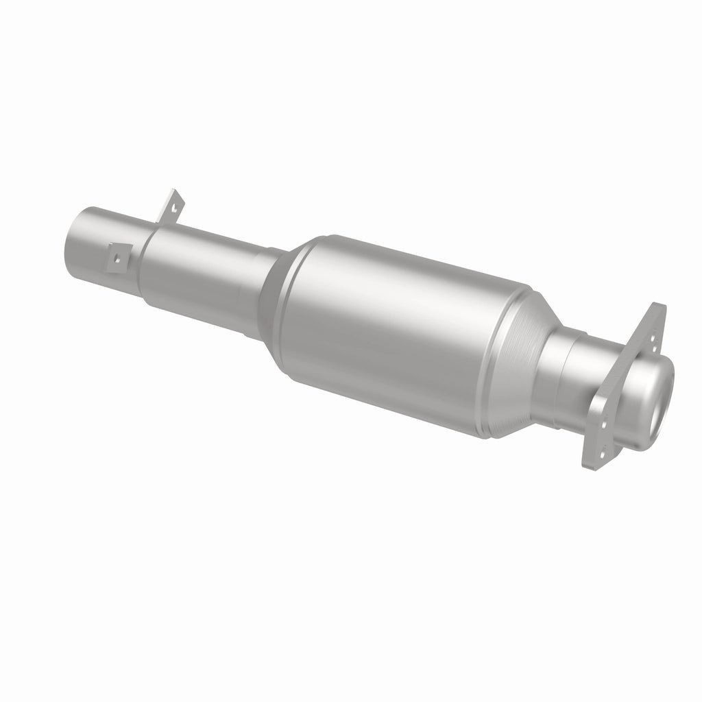 MagnaFlow Exhaust Products 3391486 California CARB Direct-Fit Catalytic Converter for Select Chevrolet S10, Chevrolet S10 Blazer, GMC Jimmy, GMC S15, GMC S15 Jimmy, GMC Sonoma, GMC Syclone, GMC Typhoon, Oldsmobile Bravada