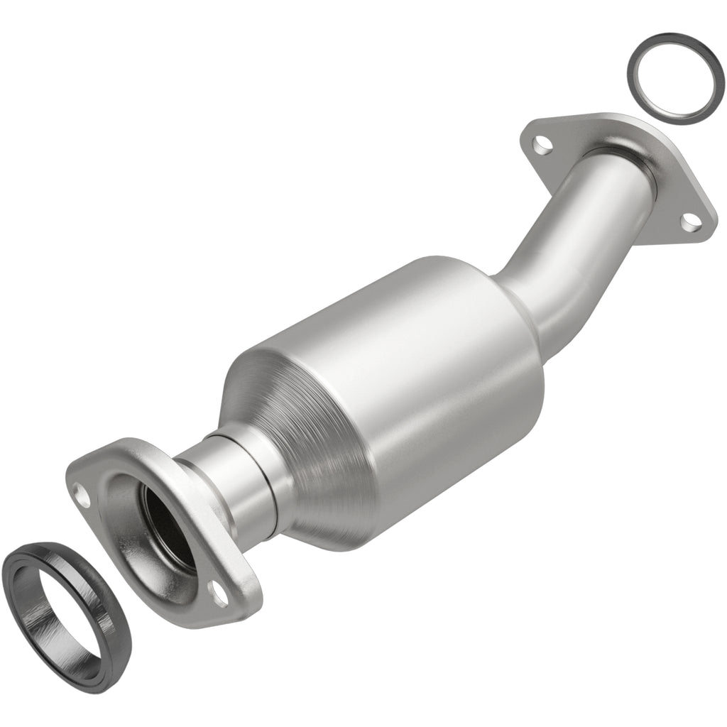 MagnaFlow Exhaust Products 52557 OEM Grade Direct-Fit Catalytic Converter for Select Toyota Sienna