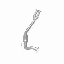 Load image into Gallery viewer, MagnaFlow Exhaust Products 4481698 California CARB Direct-Fit Catalytic Converter for Select Isuzu Amigo