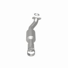 Load image into Gallery viewer, MagnaFlow Exhaust Products 5571544 California CARB Direct-Fit Catalytic Converter for Select Toyota RAV4