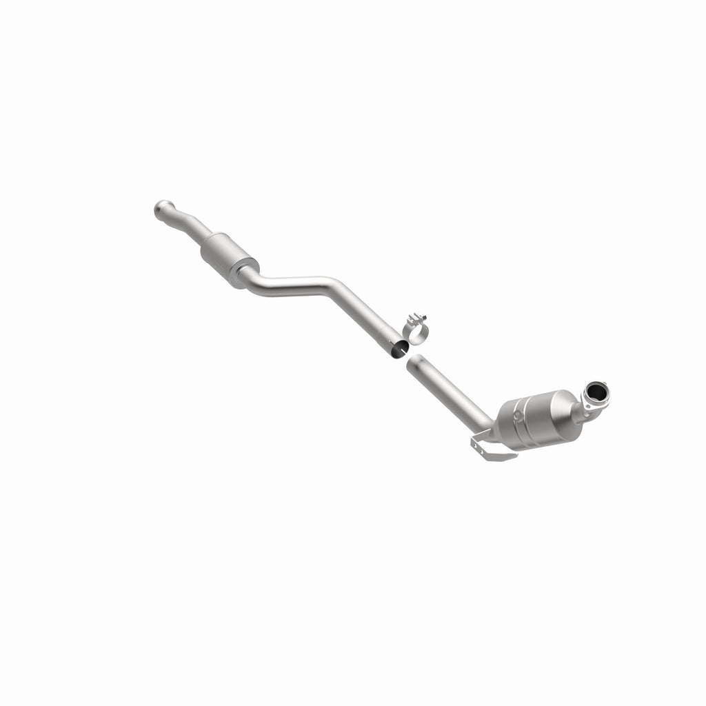 MagnaFlow Exhaust Products 51922 OEM Grade Direct-Fit Catalytic Converter for Select Mercedes-Benz C300, Mercedes-Benz C350