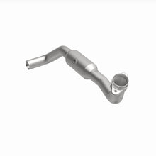 Load image into Gallery viewer, MagnaFlow Exhaust Products 4651694 California CARB Direct-Fit Catalytic Converter for Select Ford F-150, Lincoln Mark LT