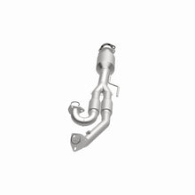 Load image into Gallery viewer, MagnaFlow Exhaust Products 5592710 California CARB Direct-Fit Catalytic Converter for Select Nissan Quest
