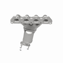 Load image into Gallery viewer, MagnaFlow Exhaust Products 5531062 California CARB Manifold Catalytic Converter for Select Chevrolet Aveo, Chevrolet Aveo5, Pontiac G3