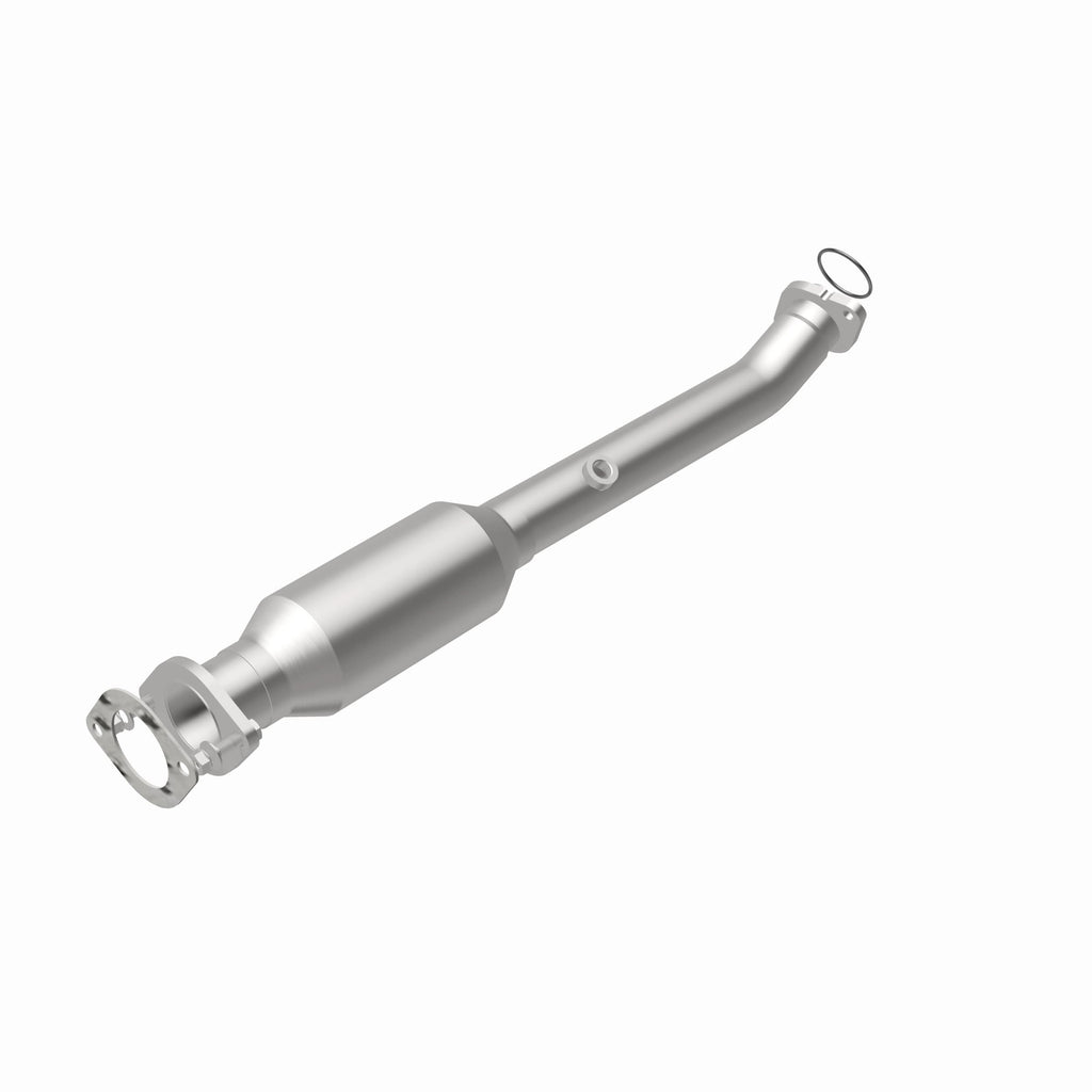 MagnaFlow Exhaust Products 21-121 OEM Grade Direct-Fit Catalytic Converter for Select INFINITI QX56, INFINITI QX80, Nissan Armada, Nissan NV2500, Nissan NV3500, Nissan TITAN, Nissan TITAN XD