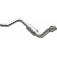 Load image into Gallery viewer, MagnaFlow Exhaust Products 5451651 California CARB Direct-Fit Catalytic Converter for Select Chrysler Aspen, Dodge Durango