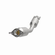 Load image into Gallery viewer, MagnaFlow Exhaust Products 6511753 California CARB Direct-Fit Catalytic Converter for Select Nissan Versa, Nissan Versa Note
