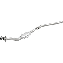 Load image into Gallery viewer, MagnaFlow Exhaust Products 3391274 California CARB Direct-Fit Catalytic Converter for Select Chrysler Town &amp; Country, Dodge Caravan, Dodge Grand Caravan, Plymouth Grand Voyager, Plymouth Voyager