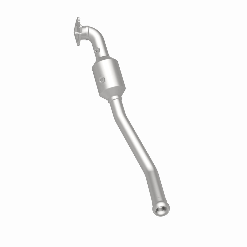 MagnaFlow Exhaust Products 21-251 OEM Grade Direct-Fit Catalytic Converter for Select Dodge Durango, Jeep Grand Cherokee