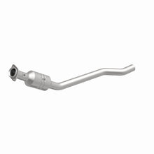 Load image into Gallery viewer, MagnaFlow Exhaust Products 49739 OEM Grade Direct-Fit Catalytic Converter for Select Dodge Durango, Jeep Grand Cherokee