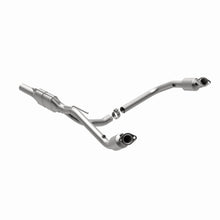 Load image into Gallery viewer, MagnaFlow Exhaust Products 447233 California CARB Direct-Fit Catalytic Converter for Select Dodge Ram 1500, Dodge Ram 2500, Dodge Ram