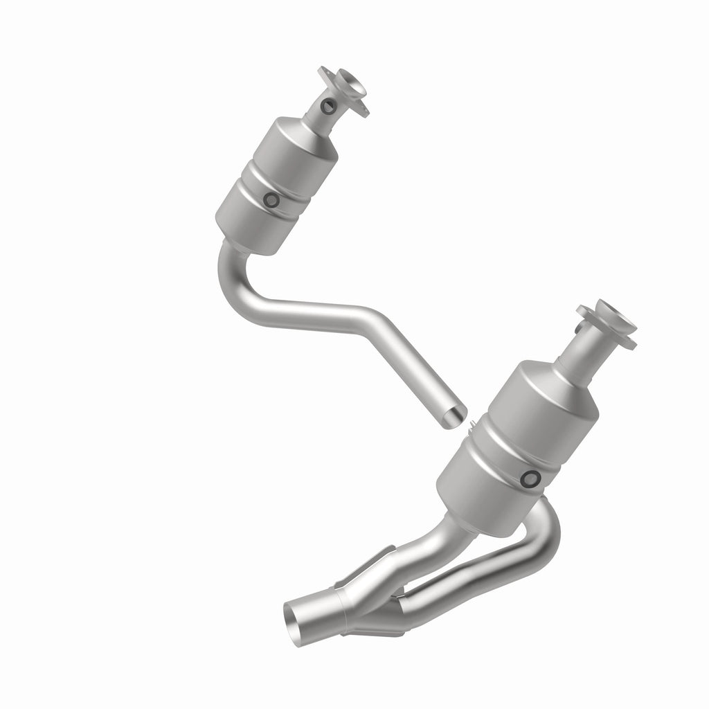 MagnaFlow Exhaust Products 5551849 California CARB Direct-Fit Catalytic Converter for Select Dodge Dakota, Mitsubishi Raider