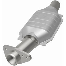 Load image into Gallery viewer, MagnaFlow Exhaust Products 3322418 California CARB Direct-Fit Catalytic Converter for Select Buick Century, Buick Electra, Buick Estate Wagon, Buick LeSabre, Buick Regal, Buick Riviera, Cadillac DeVille, Cadillac Eldorado, Cadillac Fleetwood, Cadillac