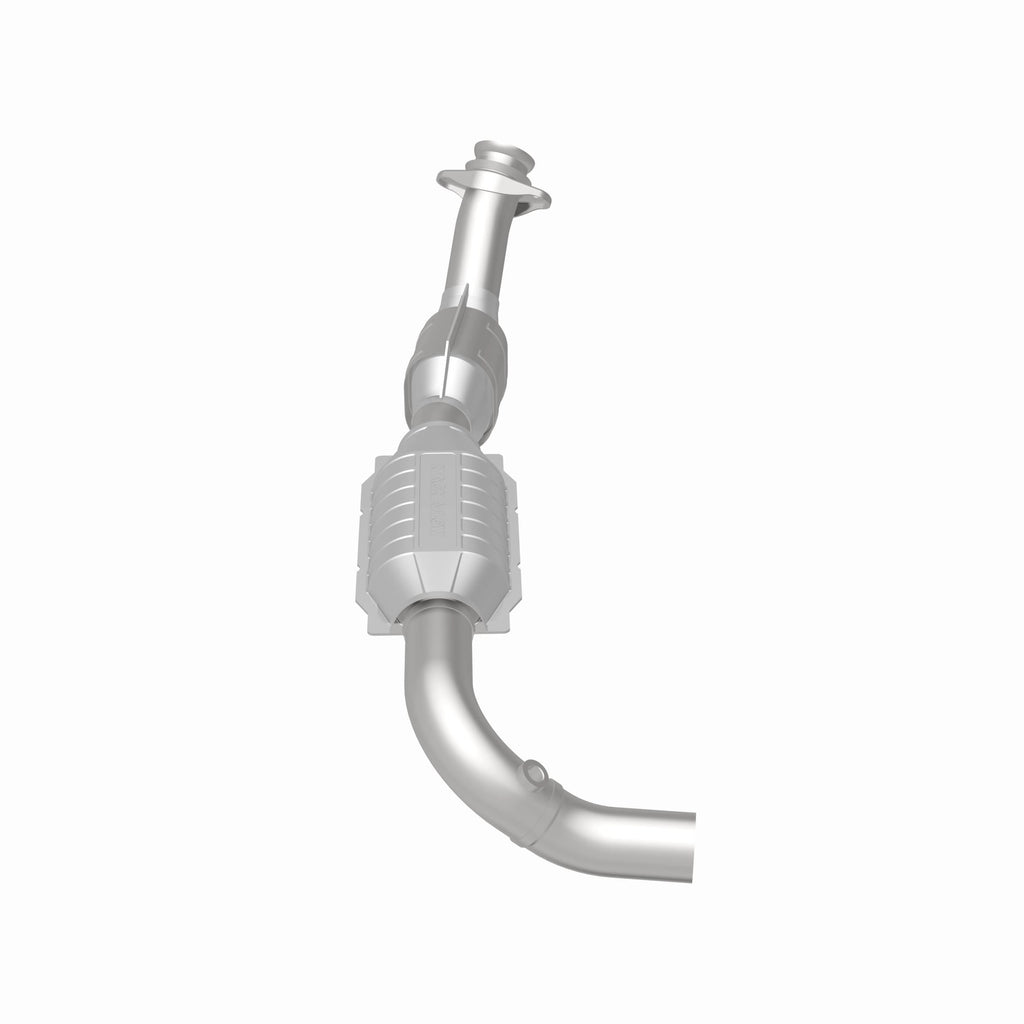 MagnaFlow Exhaust Products 49429 OEM Grade Direct-Fit Catalytic Converter for Select Ford E-150, Ford E-150 Club Wagon, Ford E-150 Econoline, Ford E-150 Econoline Club Wagon, Ford E-250, Ford E-250 Econoline