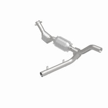 Load image into Gallery viewer, MagnaFlow Exhaust Products 447140 California CARB Direct-Fit Catalytic Converter for Select Ford F-150