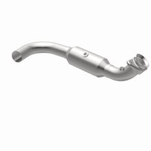 Load image into Gallery viewer, MagnaFlow Exhaust Products 5551498 California CARB Direct-Fit Catalytic Converter for Select Ford Expedition, Lincoln Navigator