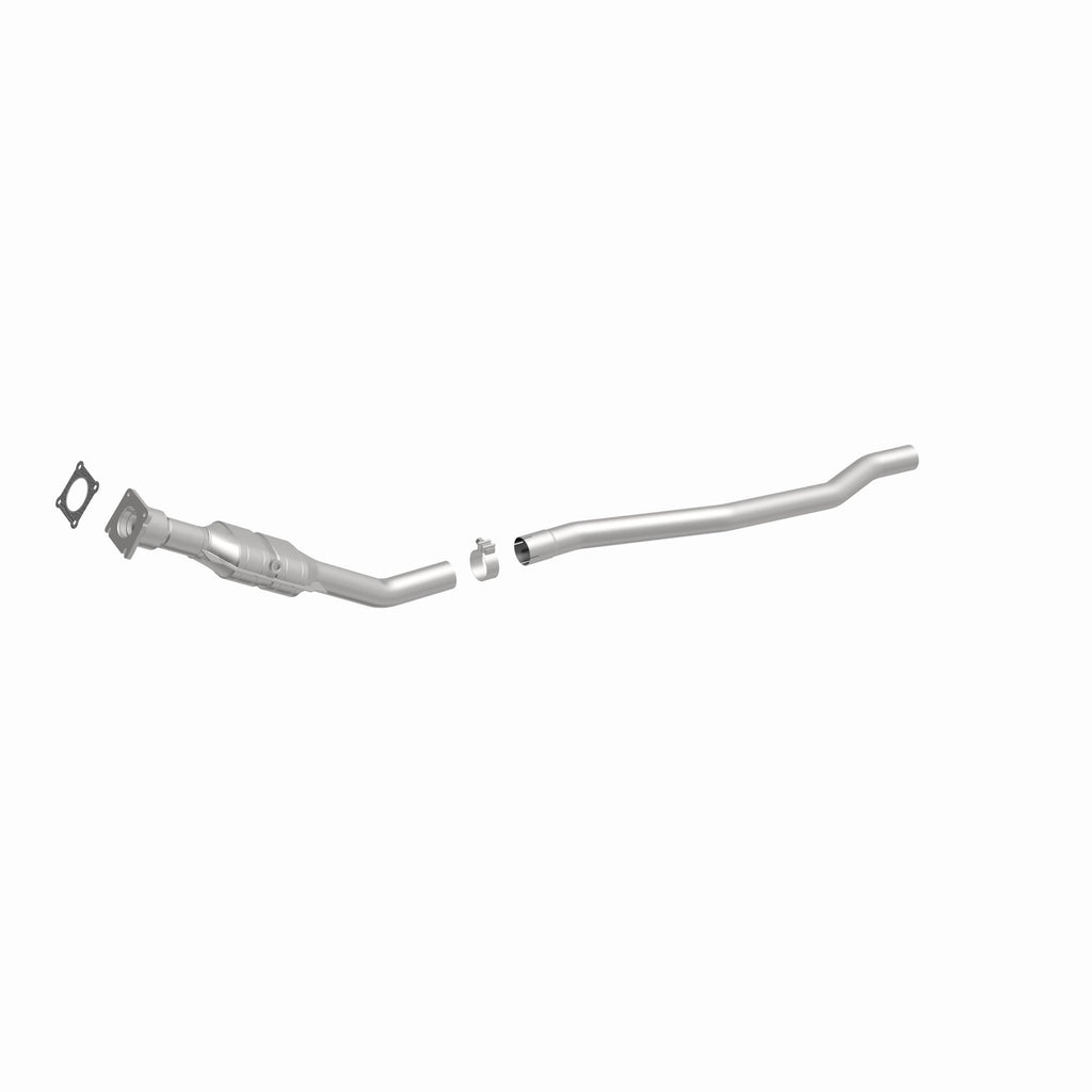 MagnaFlow Exhaust Products 51789 OEM Grade Direct-Fit Catalytic Converter for Select Chrysler Town & Country, Dodge Caravan, Dodge Grand Caravan