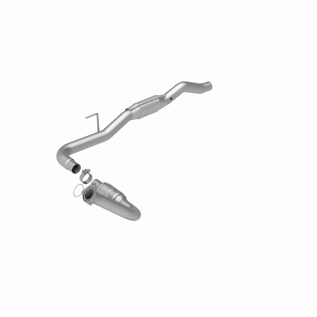 MagnaFlow Exhaust Products 93622 HM Grade Direct-Fit Catalytic Converter for Select Chevrolet Silverado HD, Chevrolet Silverado 2500, Chevrolet Suburban 2500, GMC Sierra HD, GMC Sierra 2500, GMC Sierra HD, GMC Yukon XL