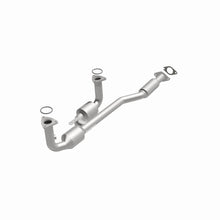 Load image into Gallery viewer, MagnaFlow Exhaust Products 27503 HM Grade Direct-Fit Catalytic Converter for Select INFINITI I30, Nissan Maxima