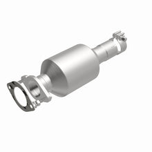 Load image into Gallery viewer, MagnaFlow Exhaust Products 5671523 California CARB Direct-Fit Catalytic Converter for Select Ford C-Max