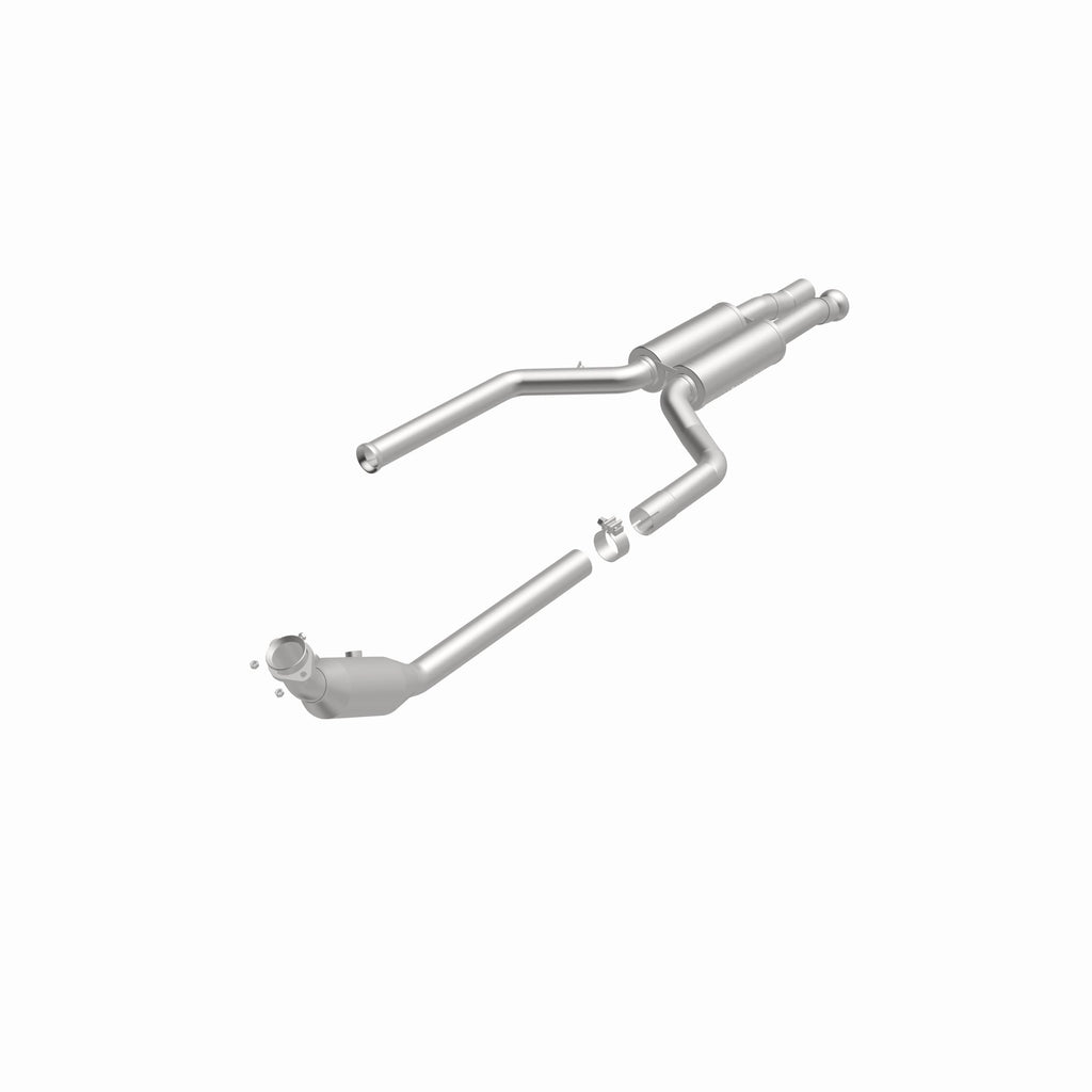 MagnaFlow Exhaust Products 52996 OEM Grade Direct-Fit Catalytic Converter for Select Mercedes-Benz E400