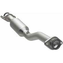 Load image into Gallery viewer, MagnaFlow Exhaust Products 5571709 California CARB Direct-Fit Catalytic Converter for Select Nissan Sentra