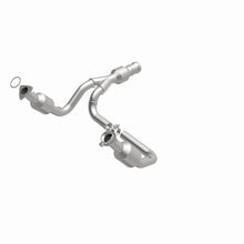 Load image into Gallery viewer, MagnaFlow Exhaust Products 5582617 California CARB Direct-Fit Catalytic Converter for Select Cadillac Escalade, Cadillac Escalade ESV, Chevrolet Silverado 1500, GMC Sierra 1500, GMC Yukon, GMC Yukon XL