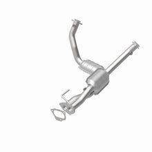 Load image into Gallery viewer, MagnaFlow Exhaust Products 454030 California CARB Direct-Fit Catalytic Converter for Select Ford Ranger, Mazda B3000