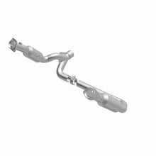 Load image into Gallery viewer, MagnaFlow Exhaust Products 5551665 California CARB Direct-Fit Catalytic Converter for Select Dodge Ram 1500, Ram